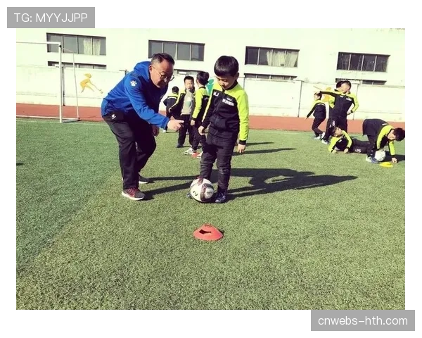 多家俱乐部开展社区活动，推动青少年足球发展